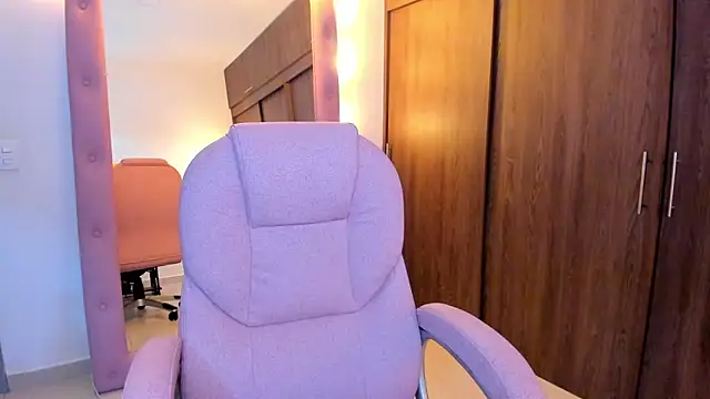 alikahouston4 online show from 26, 2, 2026