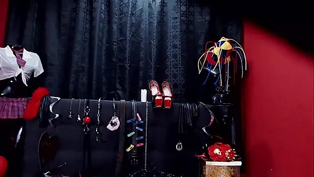 Hannamariana online show from 20, 2, 2025