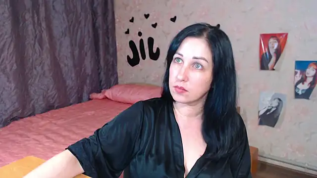 JillStevens online show from 18, 11, 2025