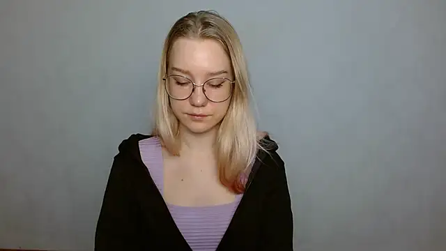 Snapshot of cindi_hot chatting on 28, 1, 2025 cindi hot online show from 28, 1, 2025