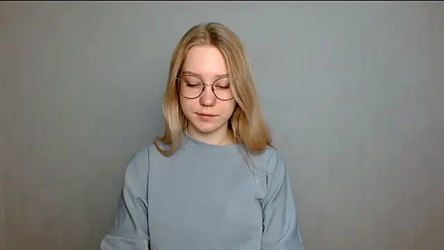 Snapshot of cindi_hot chatting on 5, 3, 2025 cindi hot online show from 5, 3, 2025