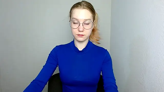 Snapshot of cindi_hot chatting on 15, 3, 2025 cindi hot online show from 15, 3, 2025