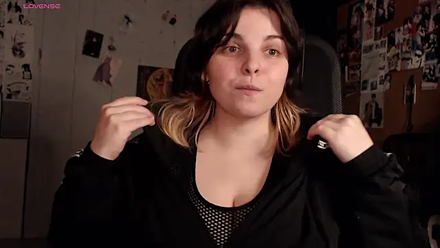 Saya sweet online show from 30, 11, 2025