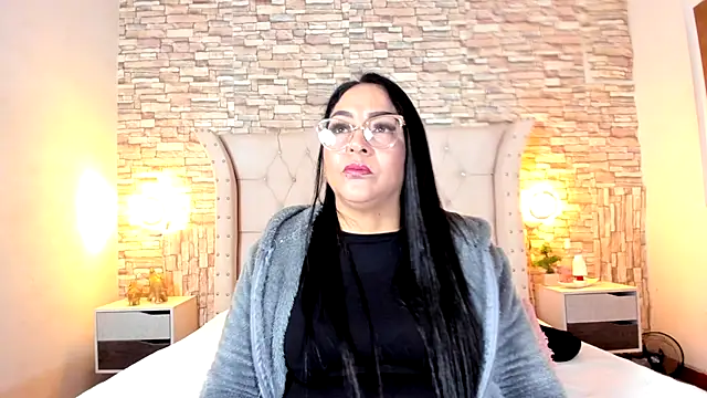 Gina Myers online show from 19, 9, 2025