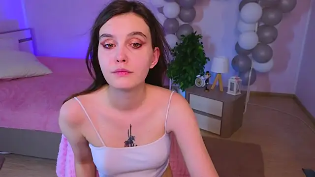 SusieMorris online show from 28, 1, 2025