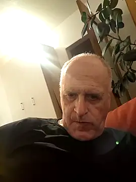 Milkasahne64 online show from 29, 10, 2025