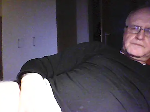 Milkasahne64 online show from 9, 3, 2026