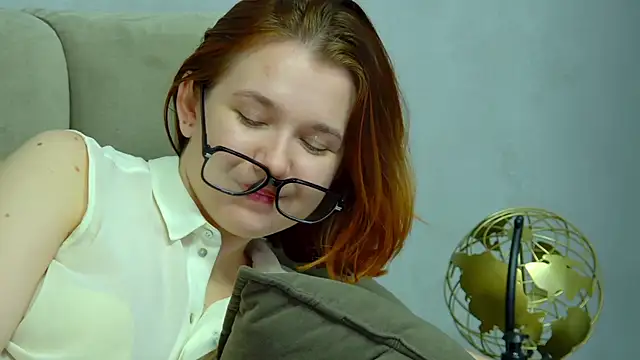 LessySmith online show from 22, 2, 2026