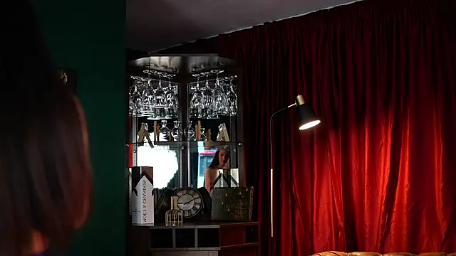 Evelyn Evyyy online show from 9, 3, 2025