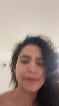 Snapshot of cinnamon_rosa chatting on 8, 1, 2026 cinnamon rosa online show from 8, 1, 2026