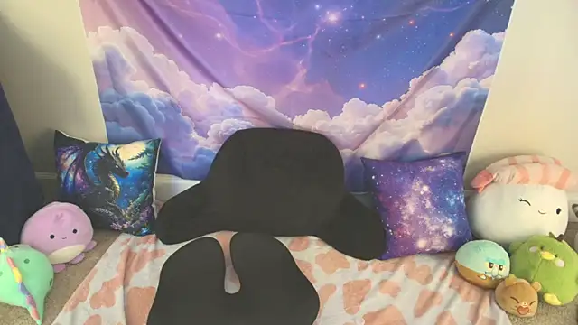 MilkyBunny online show from 10, 4, 2026