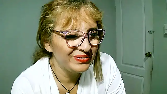 leona- online show from 20, 2, 2025