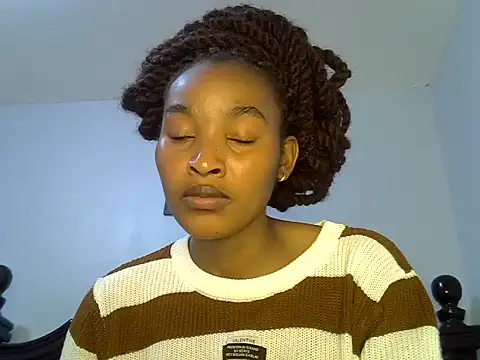 Snapshot of cute-alexis chatting on 18, 5, 2026 cute-alexis online show from 18, 5, 2026