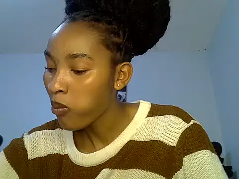 cute-alexis online show from 25, 6, 2026