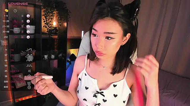 sensualily online show from 14, 11, 2025