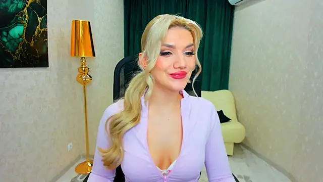 SelenaeMoore online show from 8, 2, 2025