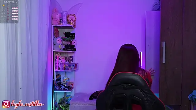 Layla castilloo online show from 21, 4, 2026