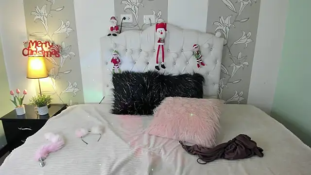 Snapshot of Esteff__o2 chatting on 13, 12, 2024 Esteff o2 online show from 13, 12, 2024