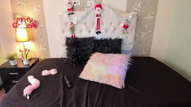 Snapshot of Esteff__o2 chatting on 30, 12, 2024 Esteff o2 online show from 30, 12, 2024