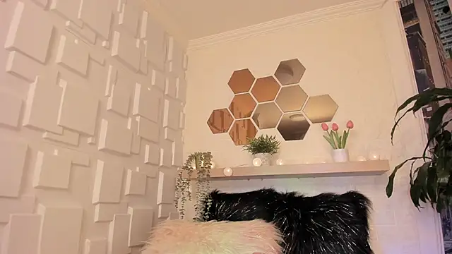 Snapshot of Esteff__o2 chatting on 7, 2, 2025 Esteff o2 online show from 7, 2, 2025