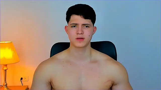 Snapshot of Hazzan_Velez chatting on 19, 2, 2025 Hazzan Velez online show from 19, 2, 2025