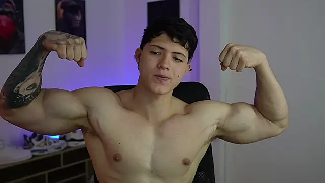 Snapshot of Hazzan_Velez chatting on 20, 9, 2025 Hazzan Velez online show from 20, 9, 2025