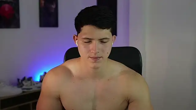 Snapshot of Hazzan_Velez chatting on 27, 9, 2025 Hazzan Velez online show from 27, 9, 2025