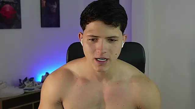 Snapshot of Hazzan_Velez chatting on 28, 9, 2025 Hazzan Velez online show from 28, 9, 2025