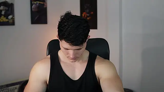 Snapshot of Hazzan_Velez chatting on 15, 11, 2025 Hazzan Velez online show from 15, 11, 2025