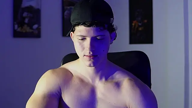 Snapshot of Hazzan_Velez chatting on 2, 12, 2025 Hazzan Velez online show from 2, 12, 2025