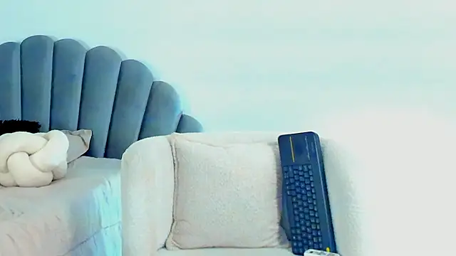 Paulina Monroy online show from 25, 3, 2026