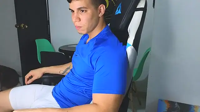 Snapshot of Ethanstill1 chatting on 6, 3, 2025 Ethanstill1 online show from 6, 3, 2025