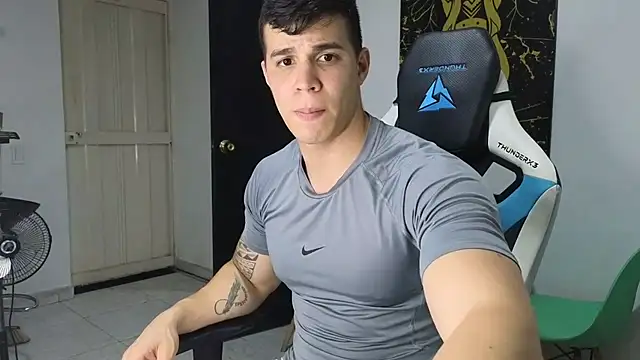 Snapshot of Ethanstill1 chatting on 11, 3, 2025 Ethanstill1 online show from 11, 3, 2025