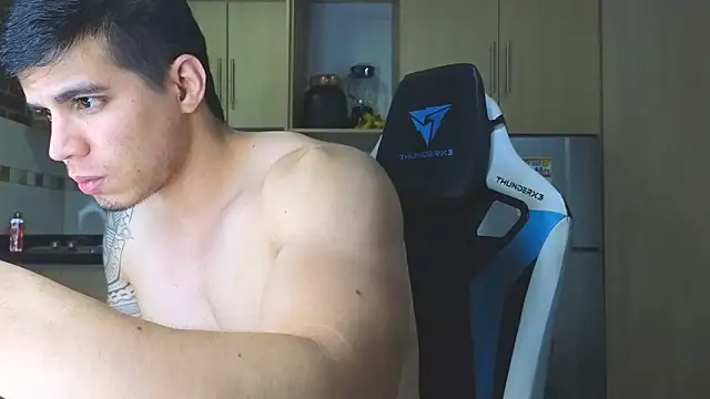 Snapshot of Ethanstill1 chatting on 16, 9, 2025 Ethanstill1 online show from 16, 9, 2025