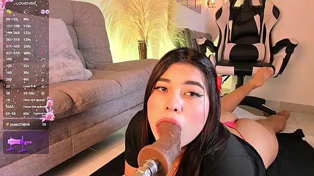 Danna adams01 online show from 22, 3, 2025