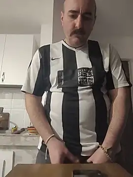 Maryo0001 online show from 11, 2, 2026