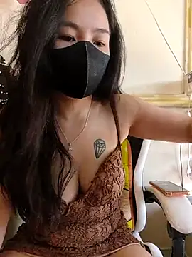 lyna bl online show from 6, 3, 2025