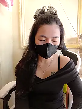 lyna bl online show from 7, 3, 2025