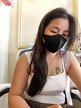 lyna bl online show from 8, 3, 2025