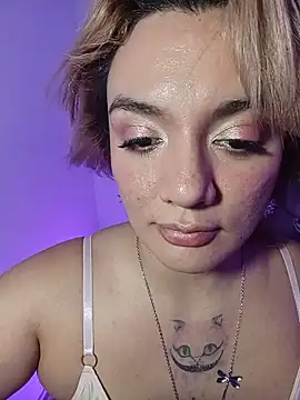 kitten sweet online show from 22, 6, 2026