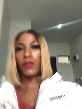 Snapshot of Kylie_Hairy_Bbc chatting on 13, 2, 2026 Kylie Hairy Bbc online show from 13, 2, 2026