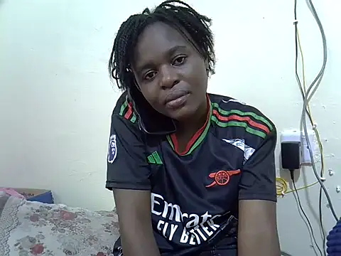 Snapshot of dirtyshowgirl chatting on 29, 9, 2025 dirtyshowgirl online show from 29, 9, 2025