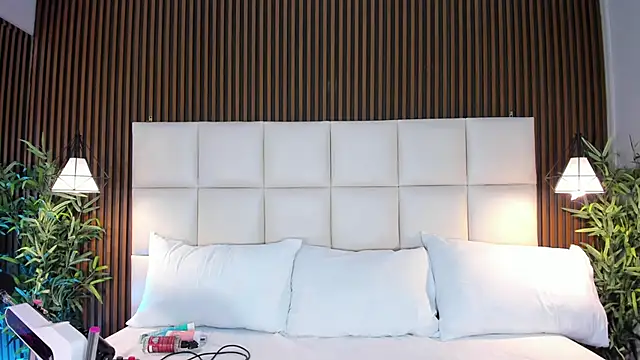 CailynBrowm online show from 8, 11, 2025