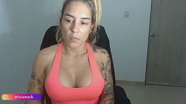 Snapshot of Isis69_ chatting on 15, 1, 2025 Isis69 online show from 15, 1, 2025