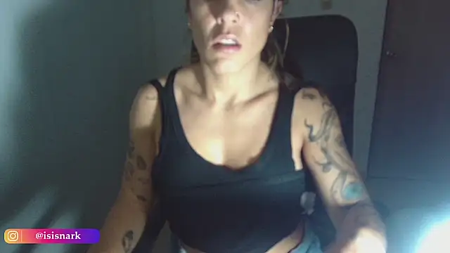 Snapshot of Isis69_ chatting on 9, 3, 2025 Isis69 online show from 9, 3, 2025