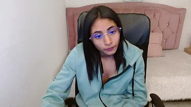 shaneelle online show from 1, 2, 2025