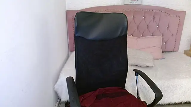 shaneelle online show from 1, 2, 2025