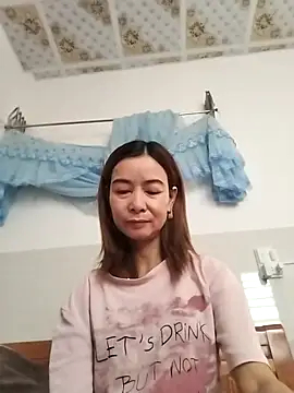 Sexy-ladyboobs20 online show from 23, 12, 2025