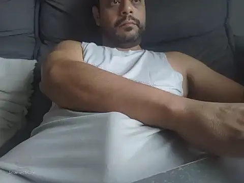 Snapshot of HornyBeachBoyBR chatting on 22, 9, 2025 HornyBeachBoyBR online show from 22, 9, 2025