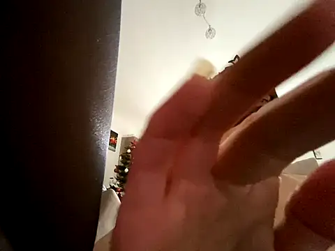 Marilou1983 online show from 5, 12, 2024